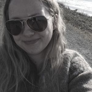 Meet your Posher, Chrissy